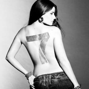 7 - Nelly Furtado